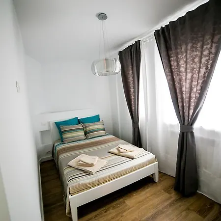The Palazzo Downtown Exclusive Apartament *